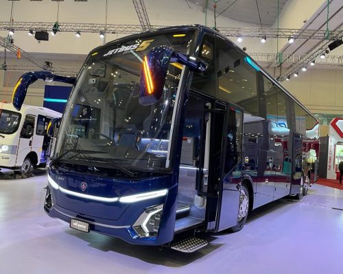 adiputro-jetbus-5-meluncur-di-arena-giias-2023-1182023-2